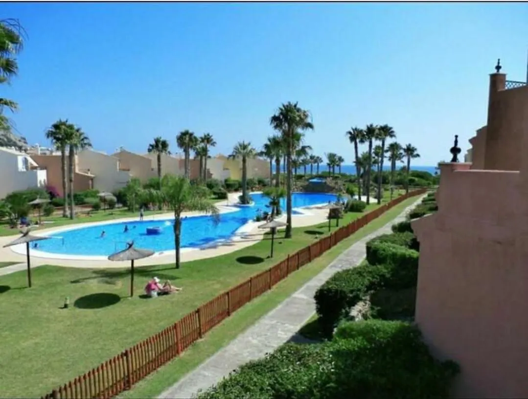 Acogedora Casa Adosada Luminosa De 3 Plantas. Zahara de los Atunes Holiday home
